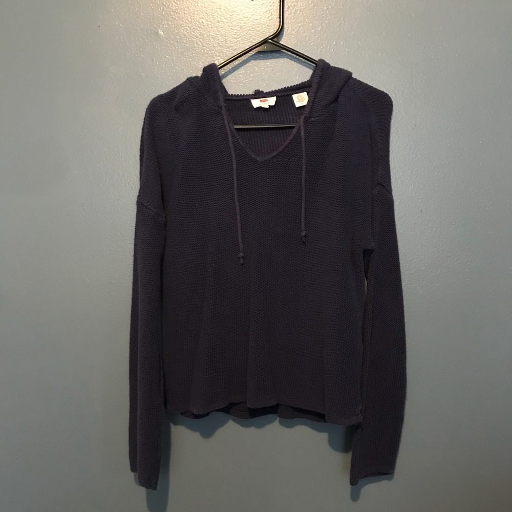Levi’s long sleeve with hoodie
